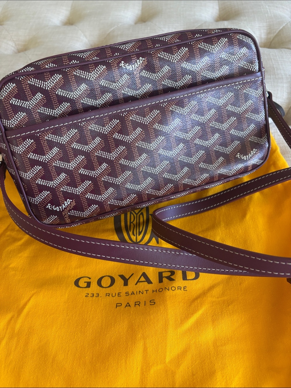 GOYARD
Goyardine Sac Cap Vert crossbody bag Burgundy